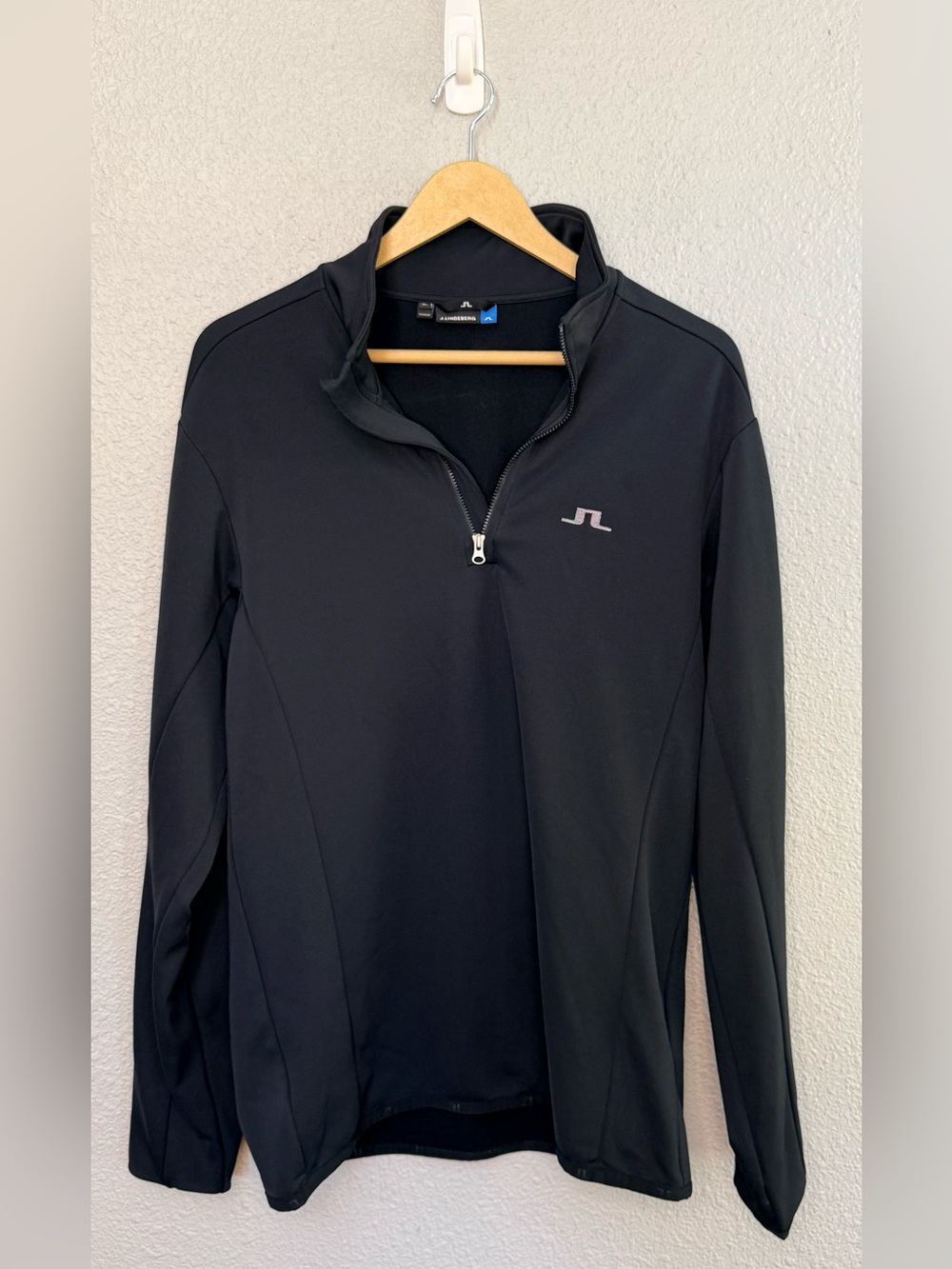 J.Lindeberg | Clyde Golf Mid Layer 1/4 Zip | Black | Size XL